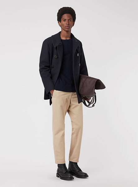 Look con Caban maschile Burberry e scarpe alte Caban maschile e scarpe alte