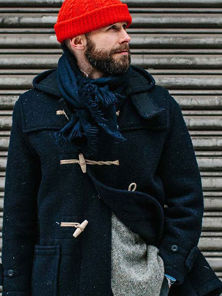 Dufflecoat con il cappello a maglia